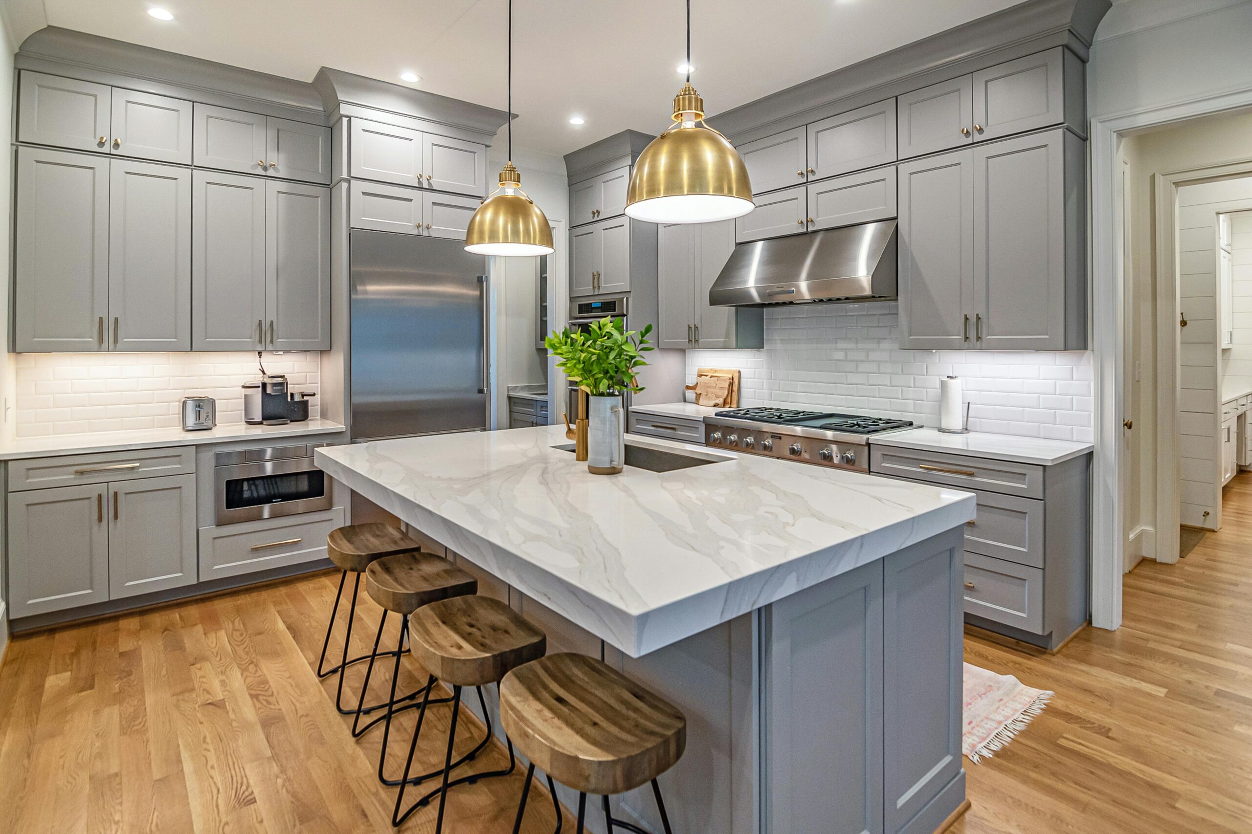 Kitchen by AH Construction